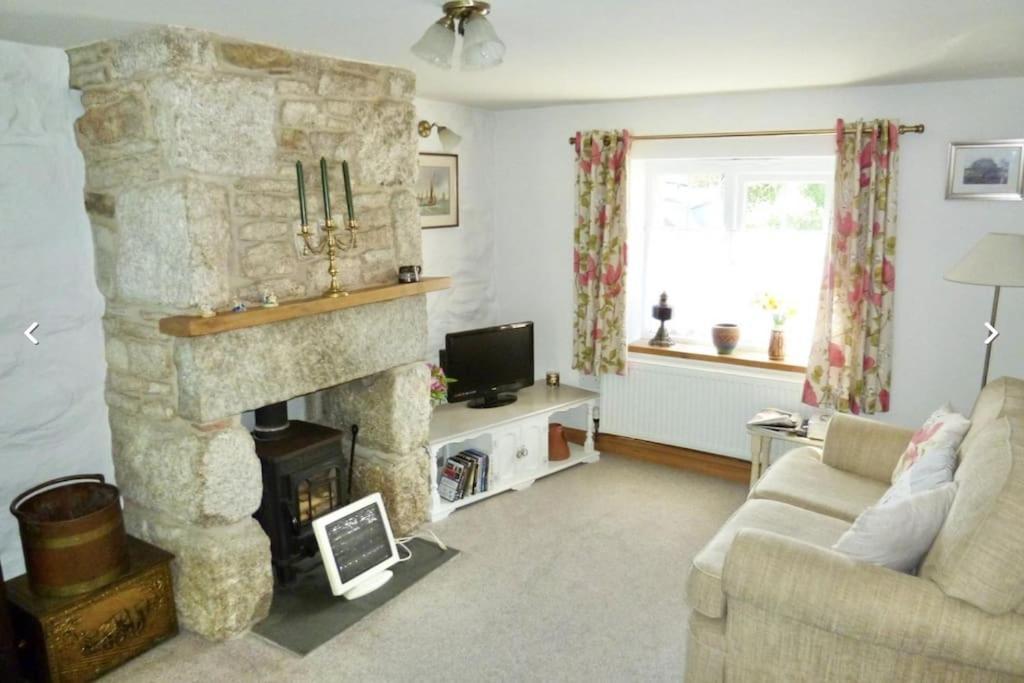 Lovely Cornish Cottage In Small Village Setting Saint Hilary  Exteriér fotografie